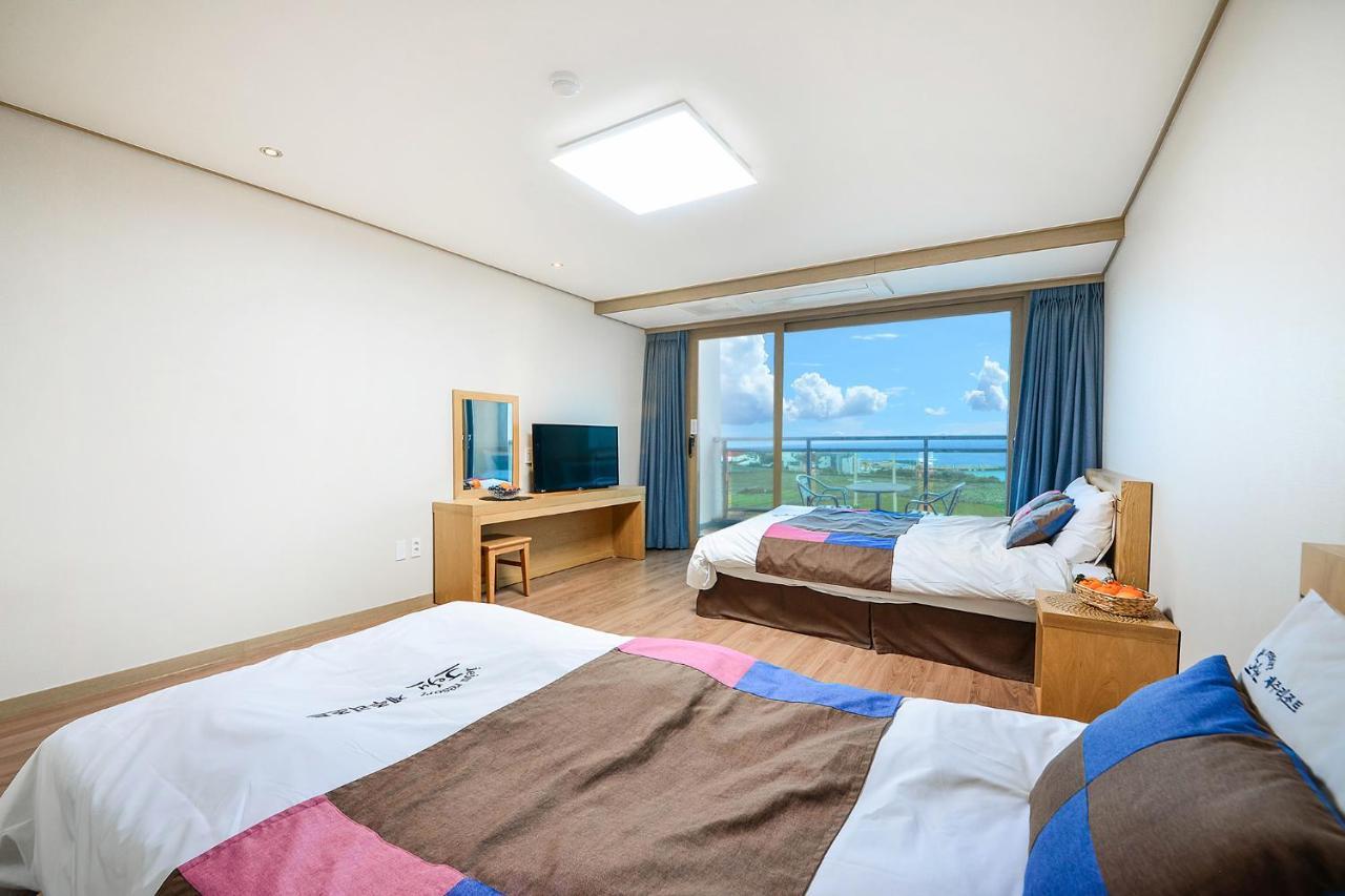 Jeju Resort Luaran gambar