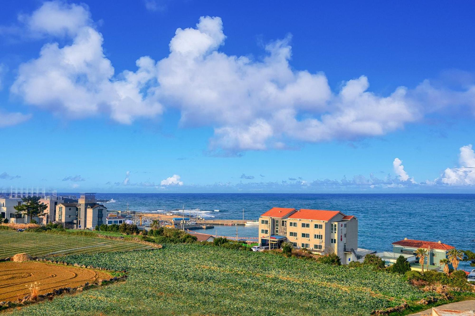 Jeju Resort Luaran gambar