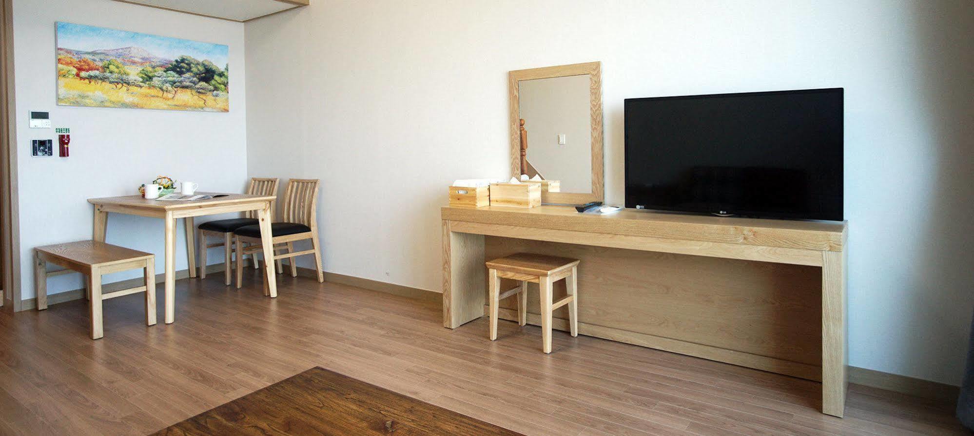 Jeju Resort Luaran gambar