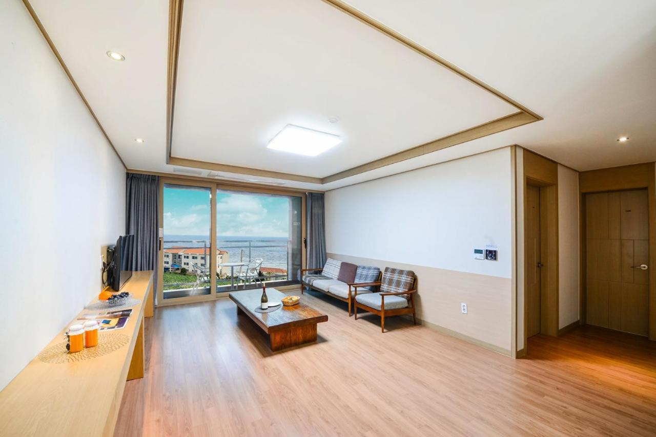 Jeju Resort Luaran gambar